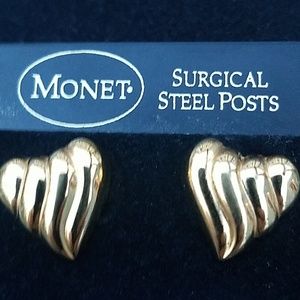 Monet Heart earrings